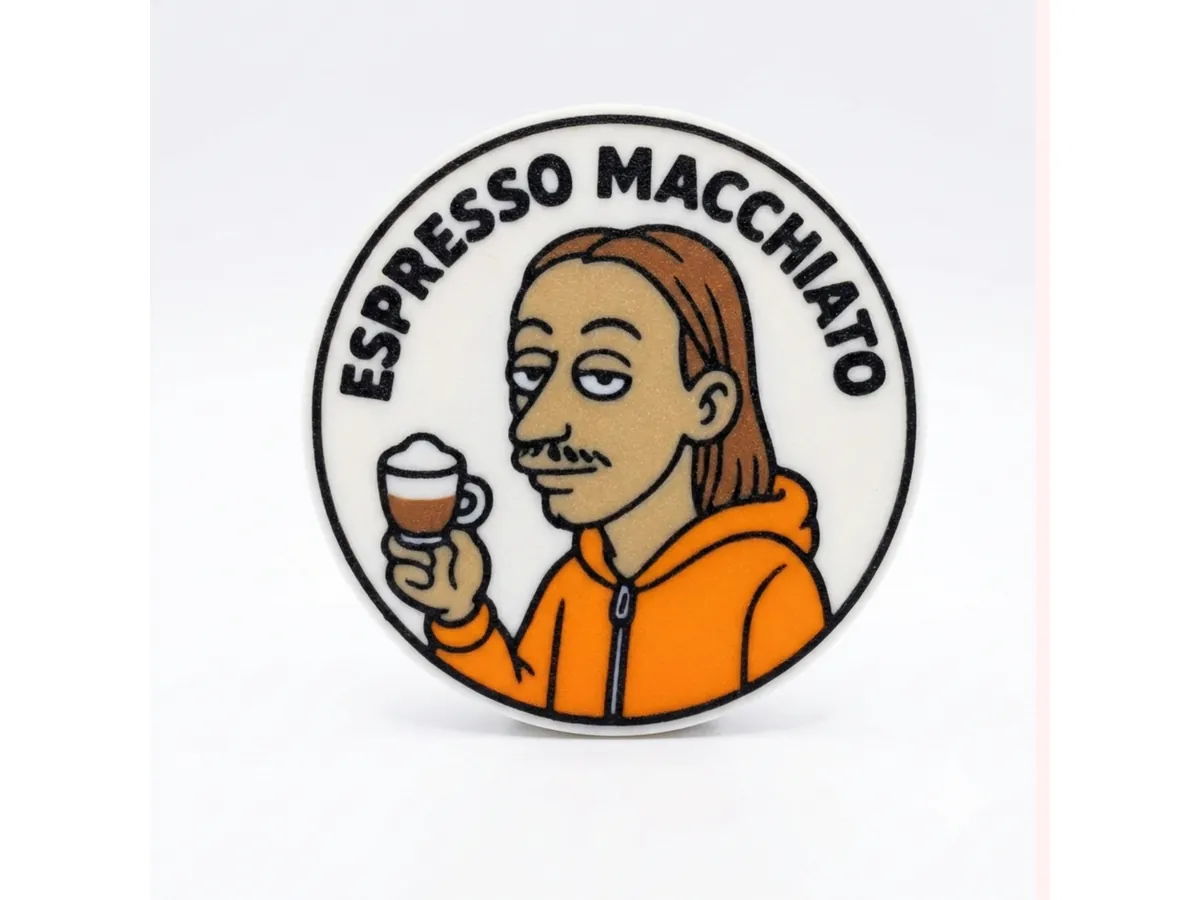Visualización de posavasos con ilustración y texto de café